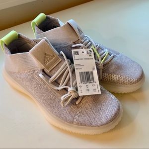 Adidas Pureboost Trainer size 6, White/Yellow
